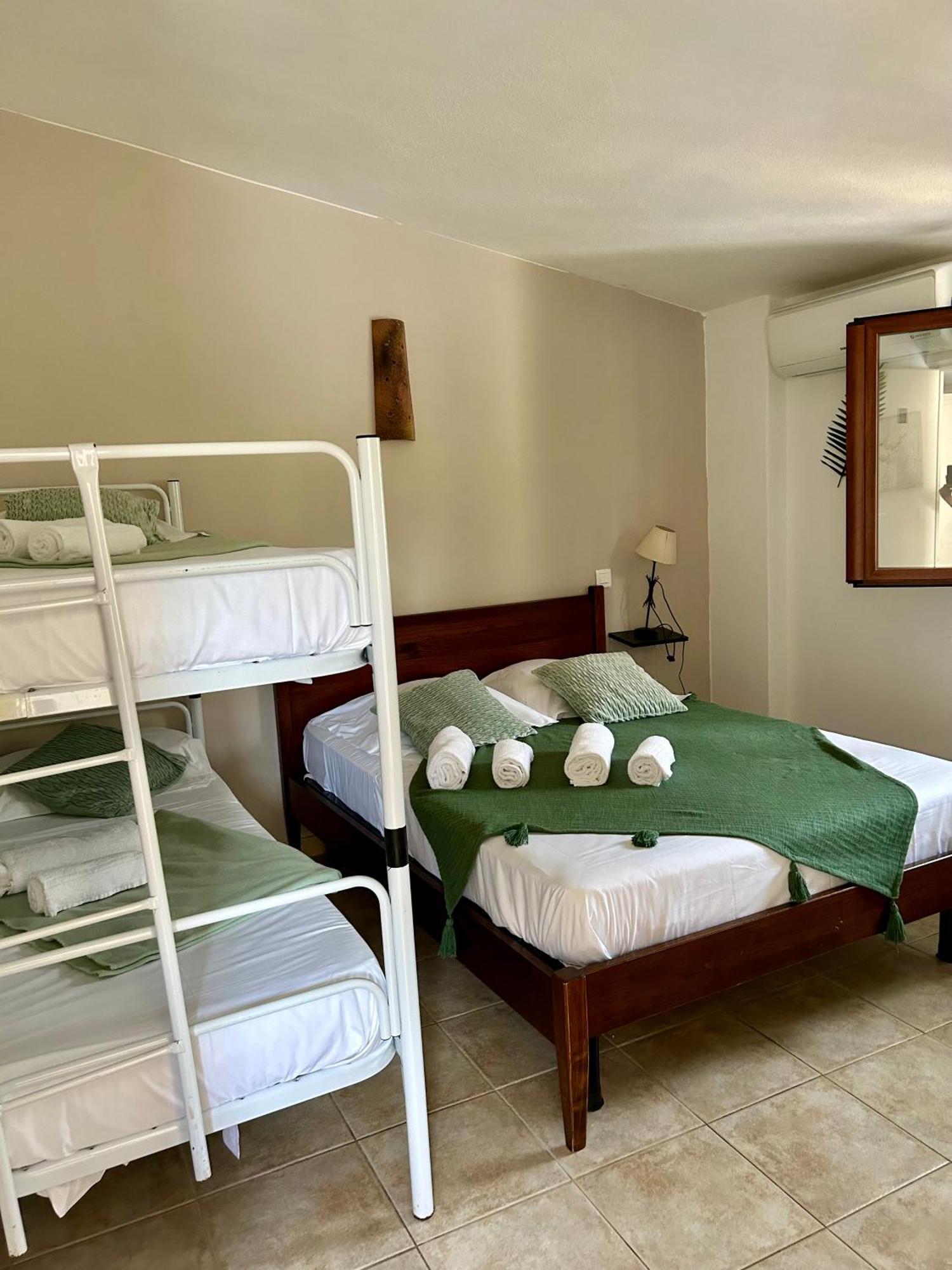 Auberge De Cannedda ซารี โซเลนซารา ภายนอก รูปภาพ
